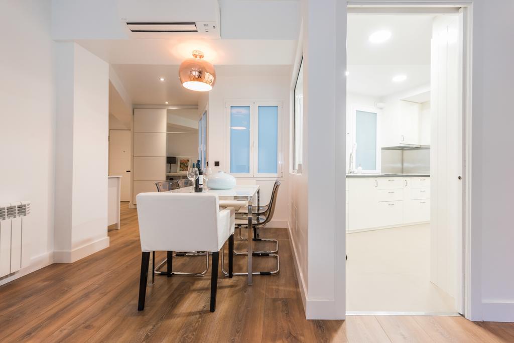 Puerta Del Sol 3Wc Apartment Madrid Ruang foto