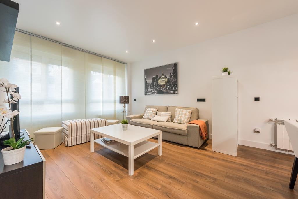 Puerta Del Sol 3Wc Apartment Madrid Ruang foto